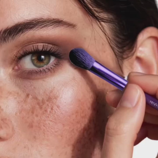 veraVia Vegan Eyeshadow Brush