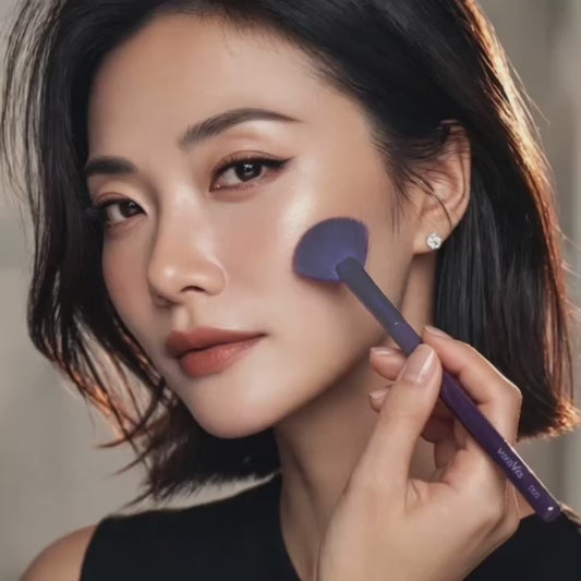 veraVia Vegan Highlighter Brush